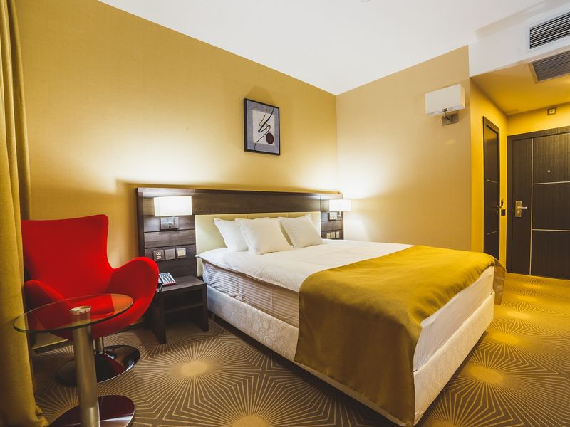 Hotel Photo 6