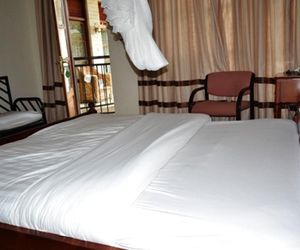 Dian Fossey Nyiramacibir Hotel Colline Gosenyi Rwanda
