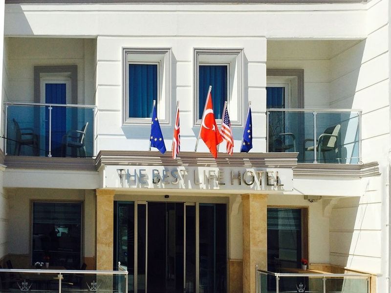 Hotel Photo 1