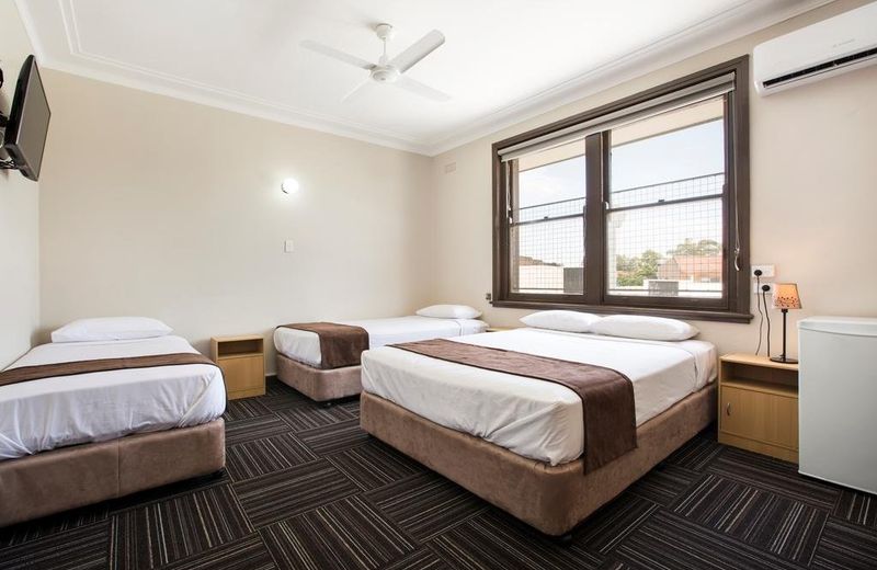 Toongabbie Hotel