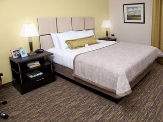 Hotel pic Candlewood Suites St Clairsville Wheeling Area, an IHG Hotel