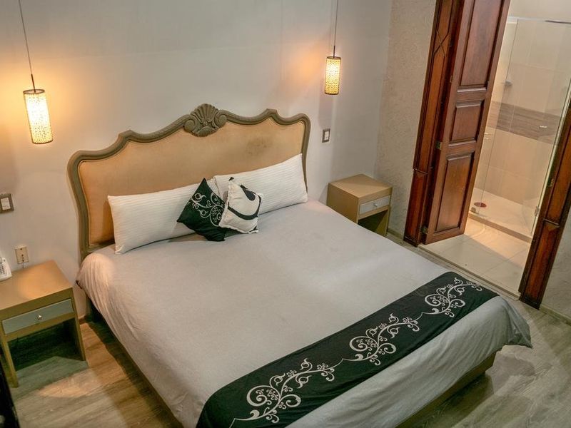 Hotel Photo 3
