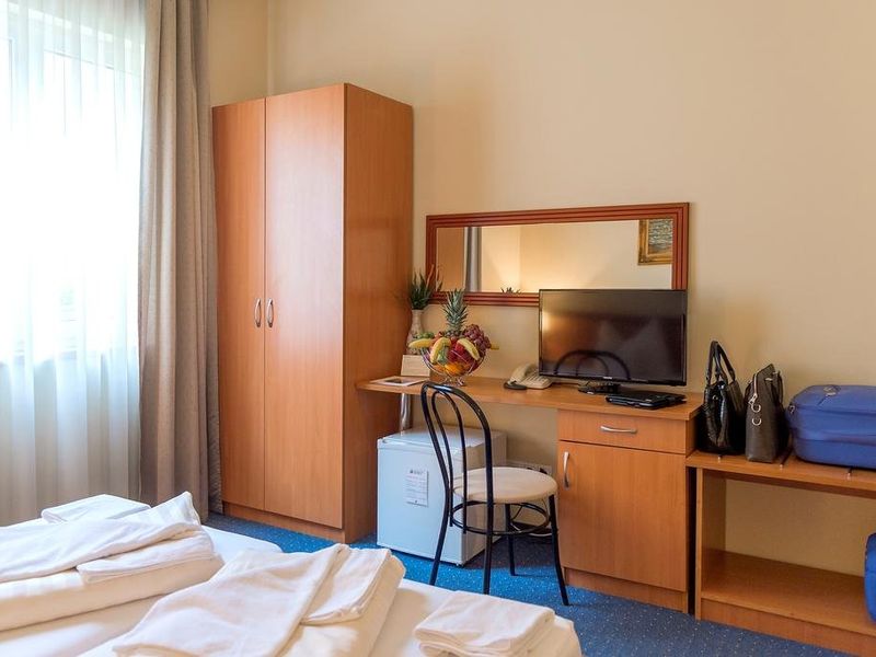 Hotel Photo 5