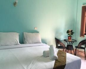 NearBy Hotel