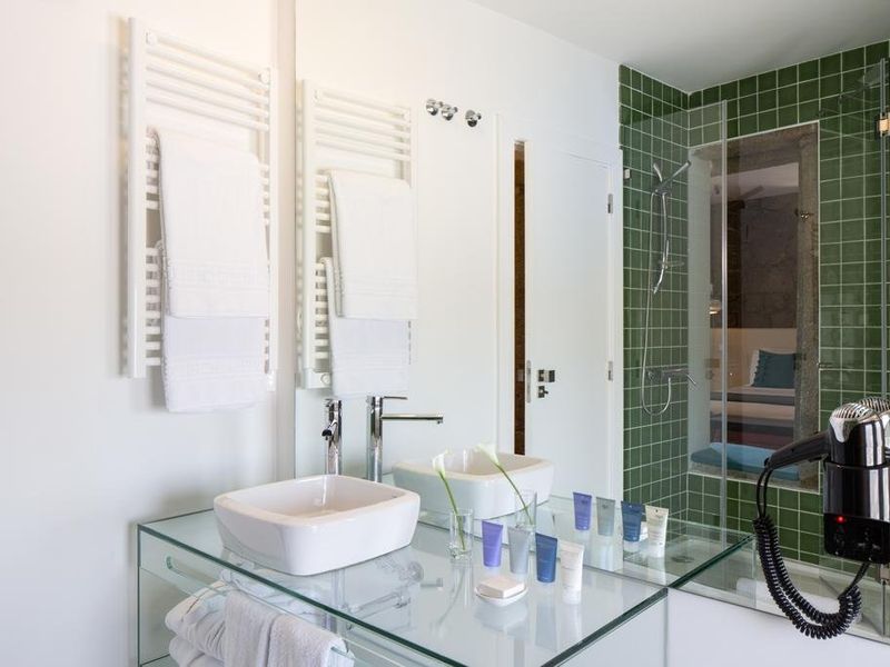 Hotel Photo 9
