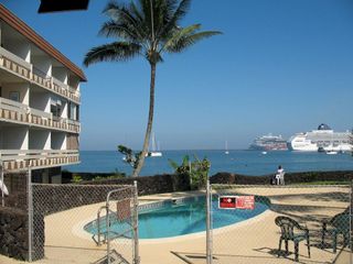 Фото отеля Hilo Reeds Bay Hotel
