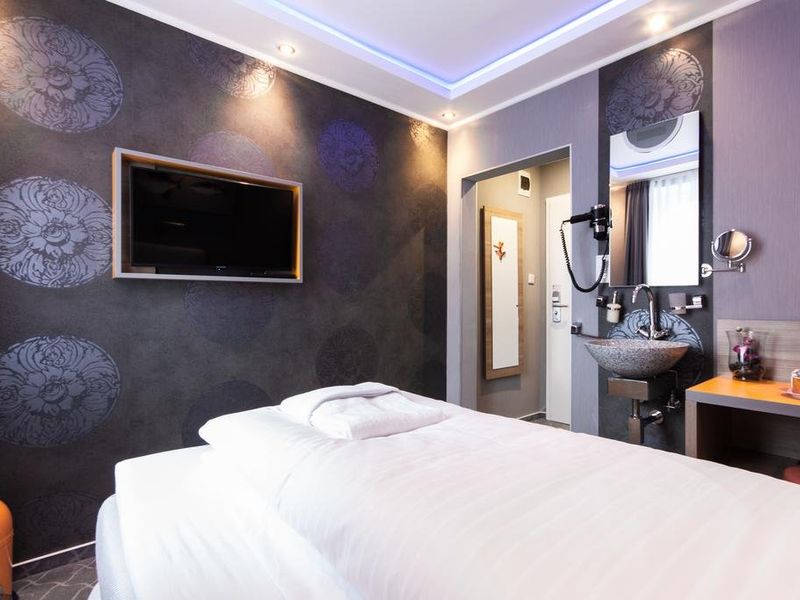 Hotel Photo 1