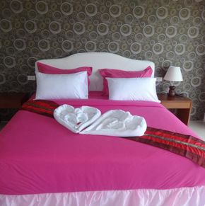 NearBy Hotel