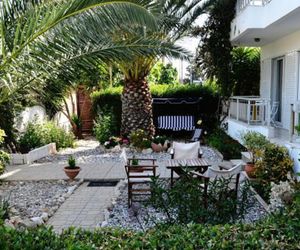 Noble Inn Loutraki Greece