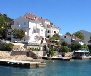 Apartments Villa Emilija Supetar Croatia