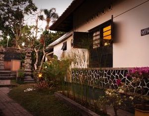 Guru Ratna Munduk Indonesia