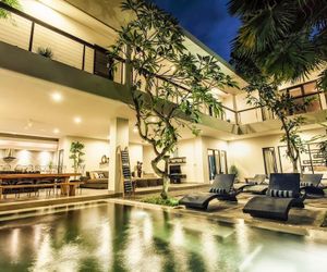 Villa Lamunan Legian Indonesia