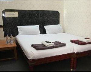 Hotel Dwarakamayi Tirupati India