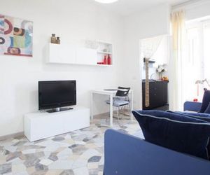 Red Studio Flat Sesto San Giovanni Italy