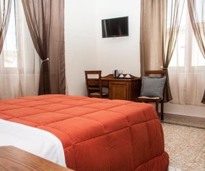 Villa Alexandra B&B Lucca Italy