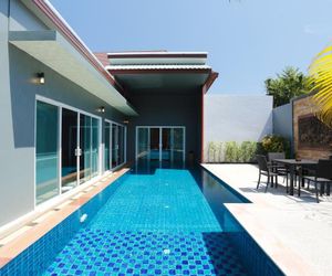 Sudee Villa Nai Harn Thailand