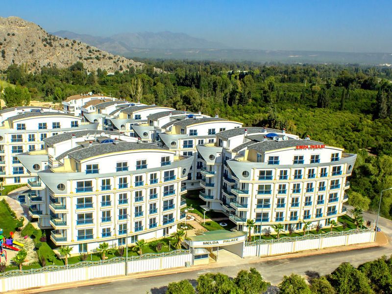 Hotel Photo 1
