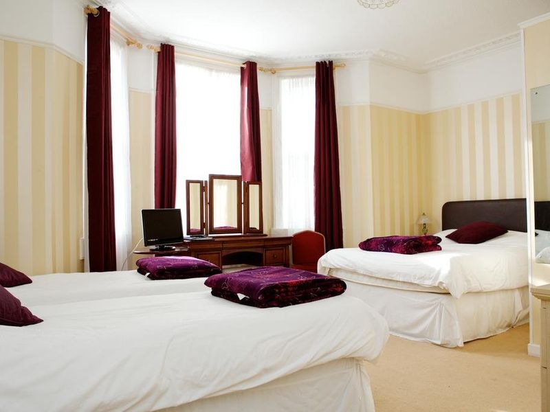 Hotel Photo 1