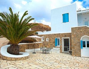 Adikri Villas & Studios Tourlos Greece