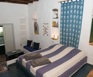 Psilalonia : Chambres dhôtes de charme sur lÎle de Leros Leros Island Greece