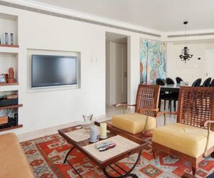 Luxurious Elegant Golda Park Apartment Tel Aviv Israel