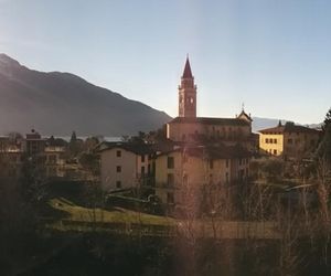 CasaMondrian Domaso Italy