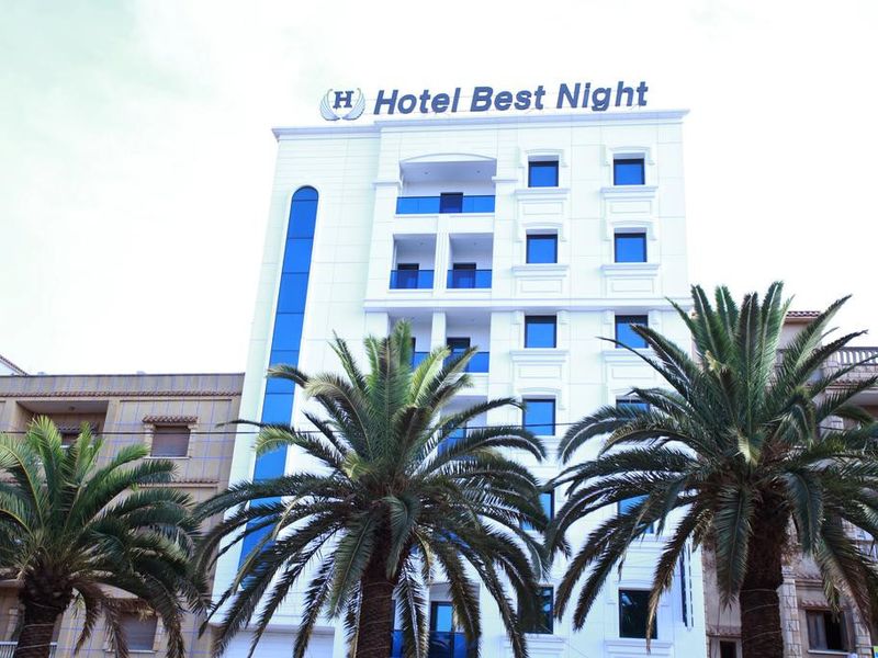 Hotel Photo 1