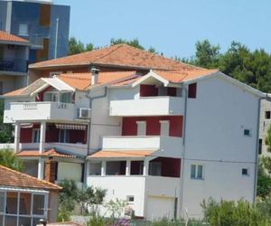 Apartments Karla Slatine Slatine Croatia