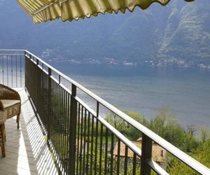 La casa nel verde vista lago Careno Italy