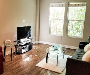 Luxury 2-Bedroom, 2-Bathroom with Pool and Views Hollywood United States