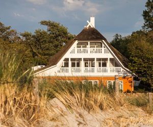 Strandhaus Claassen Ostseebad Ahrenshoop Germany