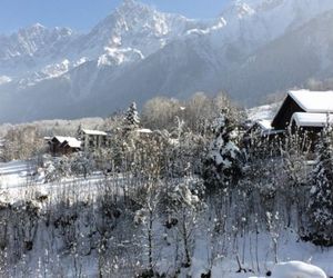 PLACE DE LA FRUITI?RE Les Houches France
