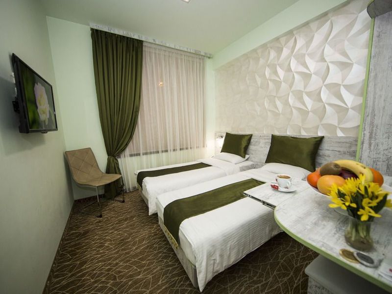 Hotel Photo 9