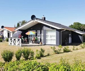 Three-Bedroom Holiday home in Grömitz 12 Groemitz Germany