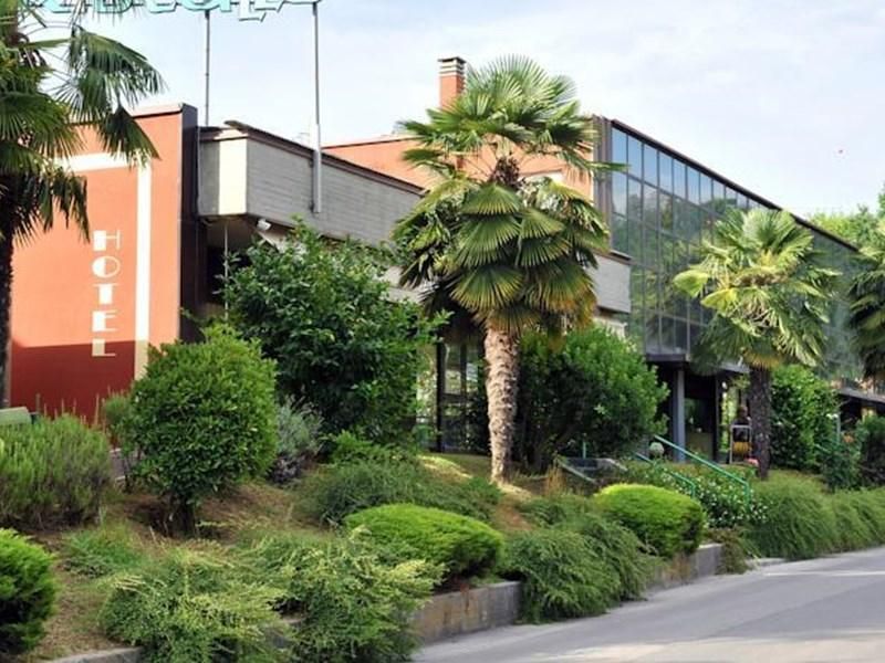 Hotel Photo 12