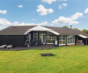 Three-Bedroom Holiday home in Rudkøbing Spodsbierg Denmark