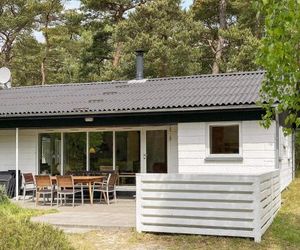 Three-Bedroom Holiday home in Nexø 13 Spidsegard Denmark