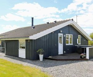 Three-Bedroom Holiday home in Hadsund 34 Oster Hurup Denmark