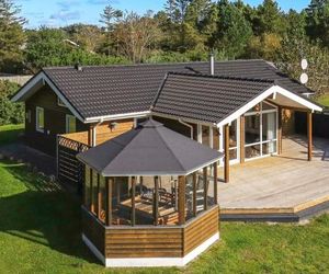 Three-Bedroom Holiday home in Sæby 11 Nordost Denmark