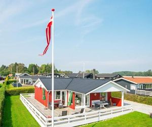 Three-Bedroom Holiday home in Juelsminde 25 Sonderby Denmark