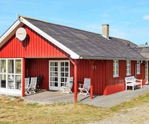 Two-Bedroom Holiday home in Hvide Sande 2 Norre Lyngvig Denmark