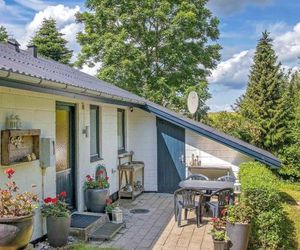 Two-Bedroom Holiday home in Roslev 1 Hvalpsund Denmark