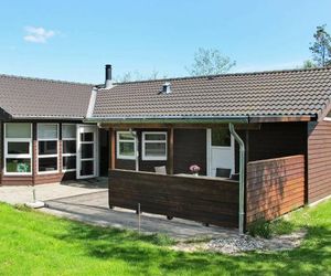 Three-Bedroom Holiday home in Hals 7 Hou Denmark