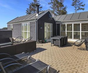 Four-Bedroom Holiday home in Farsø 2 AErtbolle Denmark
