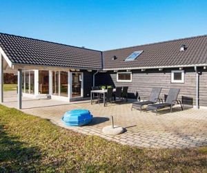 Five-Bedroom Holiday home in Ebeltoft 2 Ebeltoft Denmark