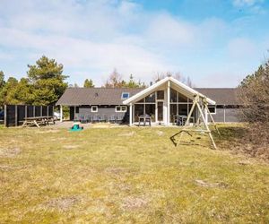 Four-Bedroom Holiday home in Rømø 2 Bolilmark Denmark