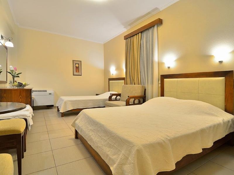 Hotel Photo 1