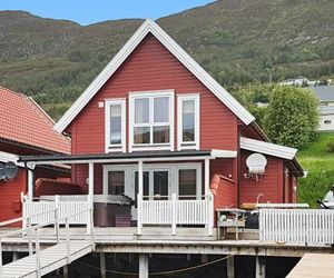 Four-Bedroom Holiday home in Gursken 3 Larnes Norway