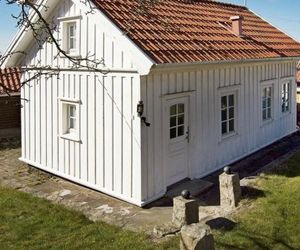 Two-Bedroom Holiday home in Strömstad 2 Stromstad Sweden