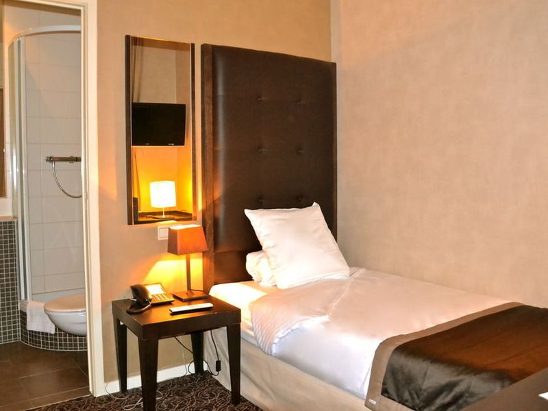 Hotel Photo 5
